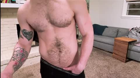 Snapshot of daddydaydrinkz chatting on 01-27-25, 07:14 DaddydayDrinkz online show from 01-27-25, 07:14