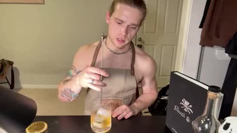 Snapshot of daddydaydrinkz chatting on 03-04-25, 06:04 DaddydayDrinkz online show from 03-04-25, 06:04