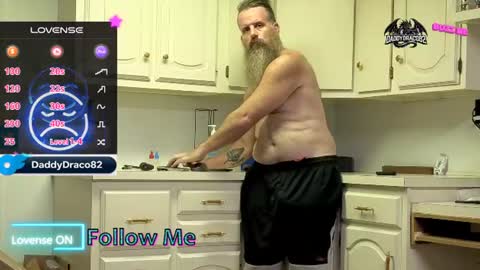 Snapshot of daddydraco82 chatting on 07-28-26, 06:07 Daddy Draco online show from 07-28-26, 06:07