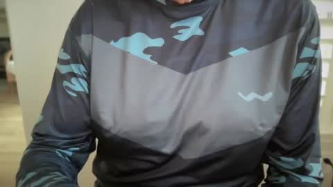 Snapshot of daddyfukcuk chatting on 10-04-25, 01:53 daddyfukcuk online show from 10-04-25, 01:53