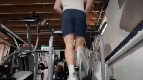 Snapshot of daddygmoney6969 chatting on 02-02-25, 05:26 daddygmoney6969 online show from 02-02-25, 05:26