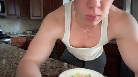 Snapshot of daddygmoney6969 chatting on 02-27-25, 05:36 daddygmoney6969 online show from 02-27-25, 05:36