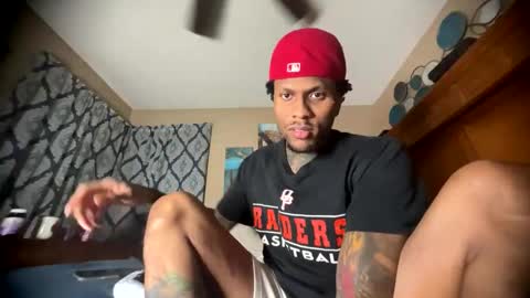 sexy tatted king bbc online show from 04-24-26, 02:36