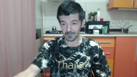 daddynextdoor86 online show from 12-18-25, 05:35