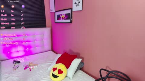 Antonella  online show from 01-22-25, 02:48