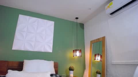 Valen online show from 01-11-25, 05:07