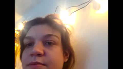 fairylee21 online show from 12-19-25, 01:01