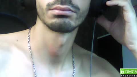 Snapshot of daddyselim chatting on 06-17-26, 06:05 the alpha online show from 06-17-26, 06:05