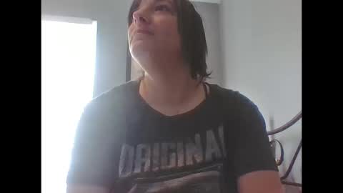 Snapshot of daddyslittledefect666 chatting on 10-14-25, 06:52 Jaime online show from 10-14-25, 06:52