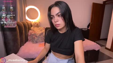 Snapshot of daddysweeeetbody chatting on 10-15-25, 02:11 Sophie online show from 10-15-25, 02:11