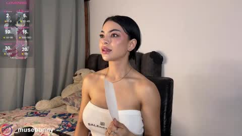 Sophie online show from 05-11-26, 04:29