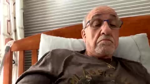 daddyweis online show from 04-10-26, 03:34