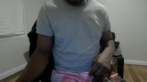 Snapshot of daffyduck71 chatting on 12-25-24, 09:34 daffyduck71 online show from 12-25-24, 09:34