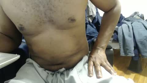 Snapshot of daffyduck71 chatting on 02-08-25, 10:18 daffyduck71 online show from 02-08-25, 10:18