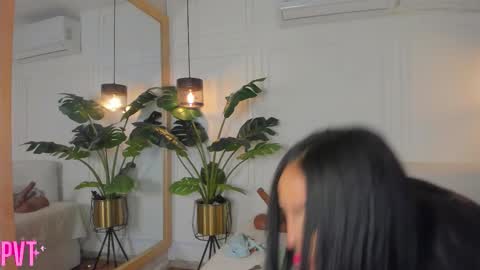 dafne_hillss online show from 02-01-26, 11:42