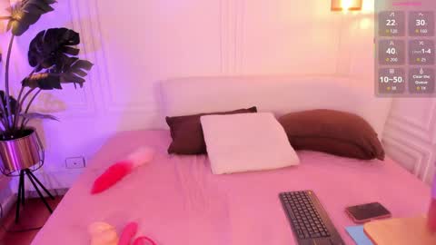 dafne_hillss online show from 03-13-26, 11:50