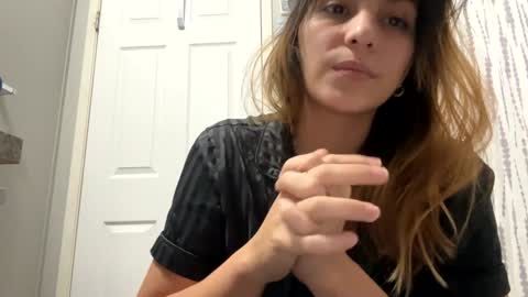 Dafne  27 Cory-24  online show from 02-06-25, 12:37