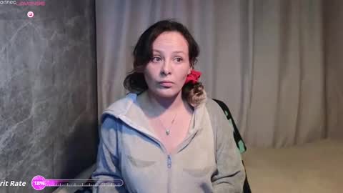 Lulu online show from 11-23-25, 03:50