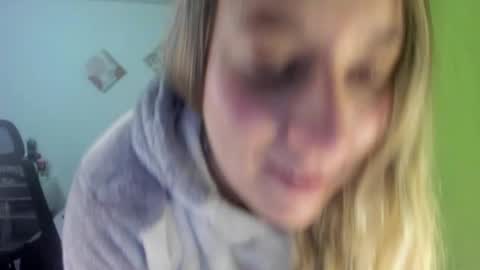 Dahia online show from 10-21-25, 07:42