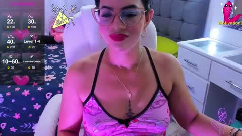 Snapshot of dahian_carter chatting on 01-05-25, 12:31 Dahian online show from 01-05-25, 12:31