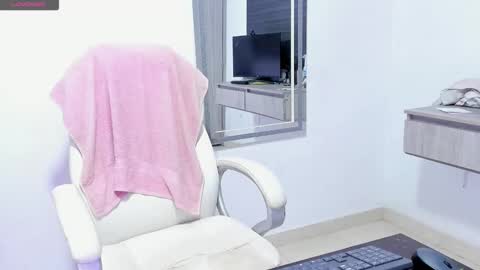 Dahian  online show from 09-24-25, 12:08