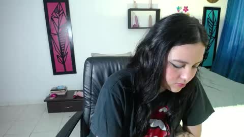 Dahiana online show from 02-21-25, 10:59