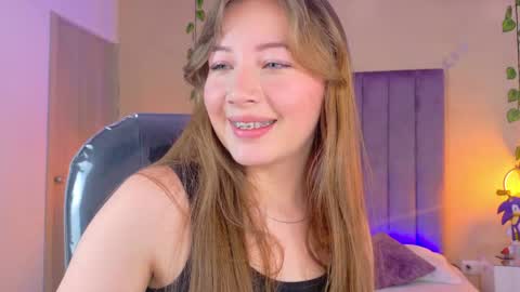 Dahlia online show from 04-17-26, 09:29