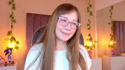 Snapshot of dahlia_rousse chatting on 07-12-26, 06:04 Dahlia online show from 07-12-26, 06:04
