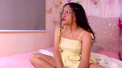 Dahli online show from 04-16-26, 04:35