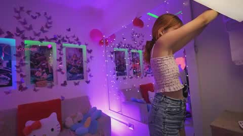 Dahlia Grey online show from 06-01-26, 11:34