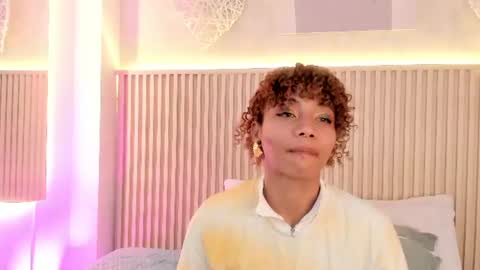 Snapshot of daiana_curly chatting on 06-28-26, 03:34 Daiana online show from 06-28-26, 03:34