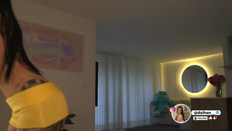 Snapshot of daihanwatson_ chatting on 05-19-26, 11:00 Dai independent online show from 05-19-26, 11:00