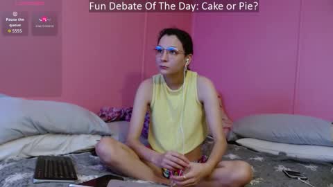 Snapshot of dainty_heart chatting on 05-21-26, 04:41 online show from 05-21-26, 04:41