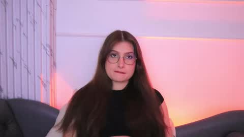 Lauren            online show from 12-22-25, 04:09