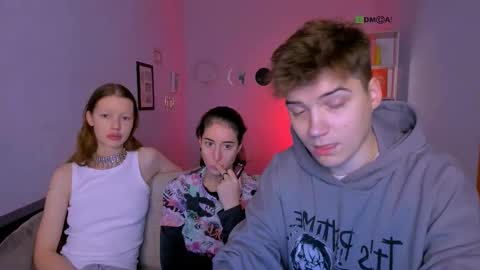 daisy online show from 11-15-25, 08:16