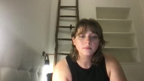 Snapshot of daisy_lately chatting on 10-25-25, 12:07 daisy_lately online show from 10-25-25, 12:07