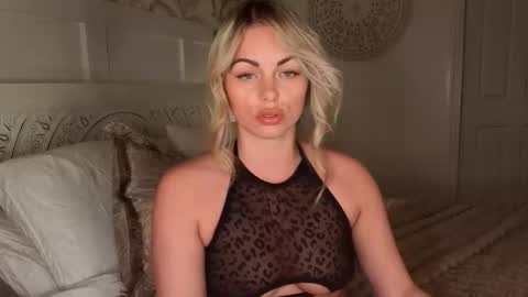 Daisy Dreams online show from 03-22-26, 10:02