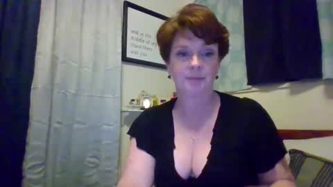Snapshot of daisylays chatting on 01-16-25, 04:28 daisy online show from 01-16-25, 04:28