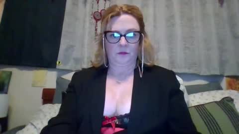 Snapshot of daisylays chatting on 03-04-26, 06:52 daisy online show from 03-04-26, 06:52