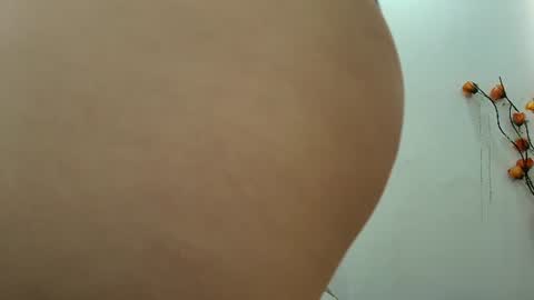 Snapshot of daisyluvsyou chatting on 06-24-26, 05:06 Daisyy online show from 06-24-26, 05:06