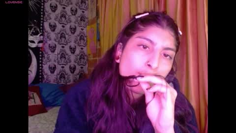    --  -- help me reach 100 hands up  online show from 10-29-25, 04:04