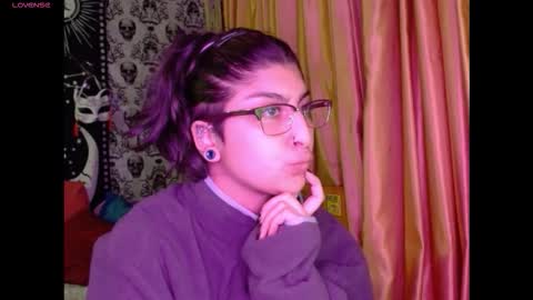    --  -- help me reach 100 hands up  online show from 11-21-25, 02:54