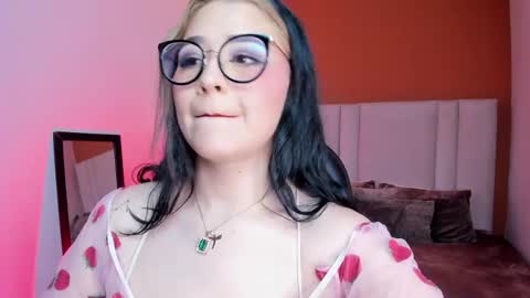 Dakhota online show from 04-18-26, 04:27