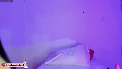 dakostelee1_ online show from 10-08-25, 09:56