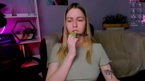 Dakota online show from 03-11-25, 01:16