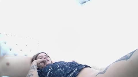 Dakota and Aron online show from 03-28-26, 05:34