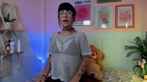 Dakota  online show from 05-29-26, 04:10