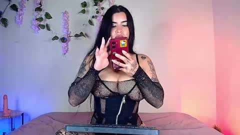 Snapshot of dakota_carsson chatting on 05-19-26, 12:05 dakota carsson online show from 05-19-26, 12:05