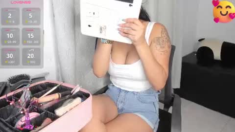 Snapshot of dakota_jenkins chatting on 07-18-26, 02:49 janeth online show from 07-18-26, 02:49