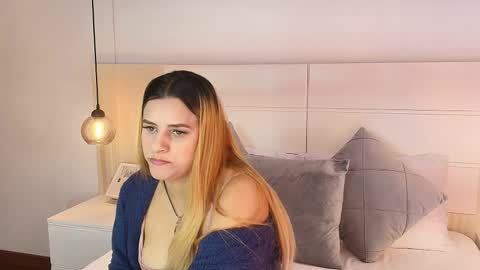 Dakota-Megan online show from 09-29-25, 02:44